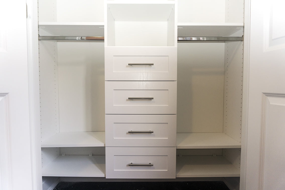 WhiteCloset04
